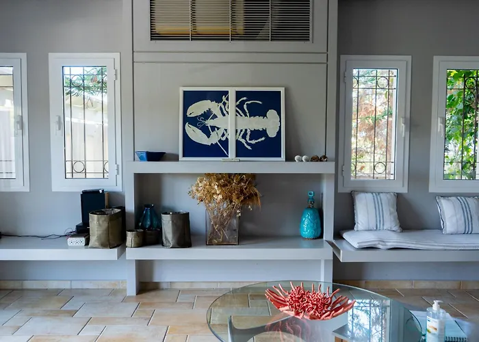 Pentathlon Collection Villa *