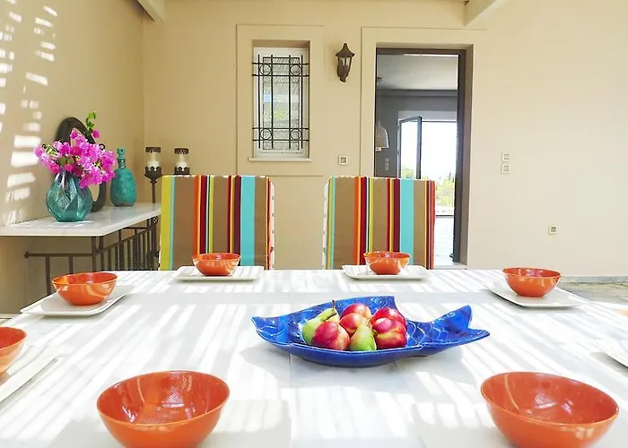 Pentathlon Collection Villa *