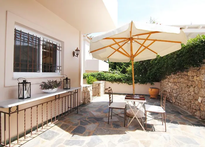 Pentathlon Collection Villa *