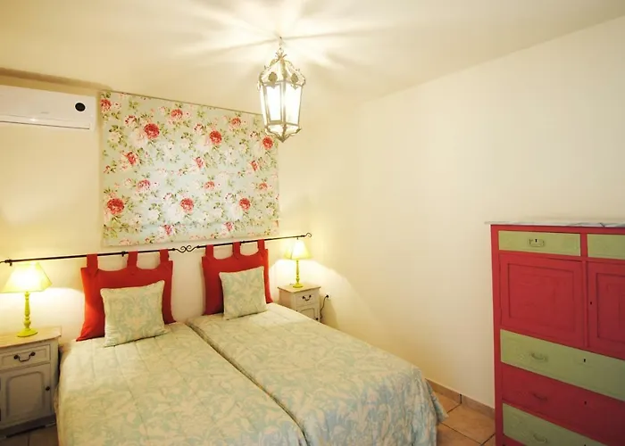 Pentathlon Collection Porto Cheli