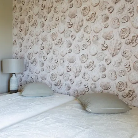 Villa Pentathlon Collection - Private Pool Getaways *
