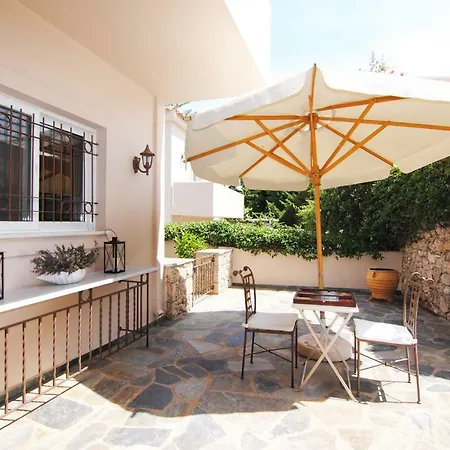 Pentathlon Collection Villa *