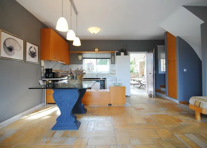 Βίλα Pentathlon Collection *